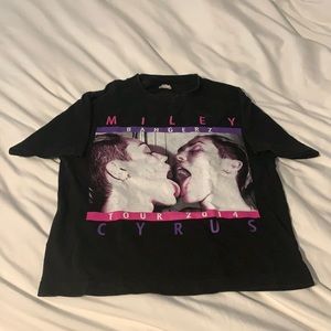 Miley Cyrus Bangerz 2014 Tour Shirt